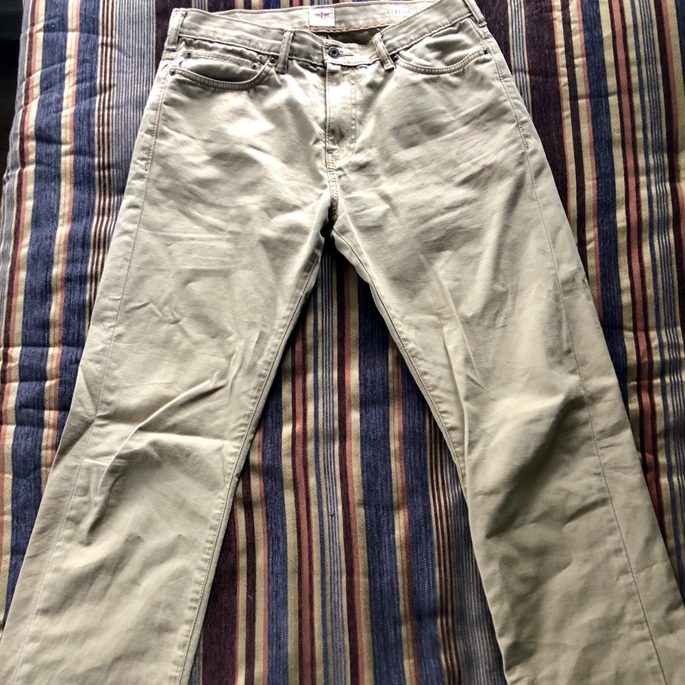 Men’s Dockers D2 Straight Fit 33x32 Khaki Pants